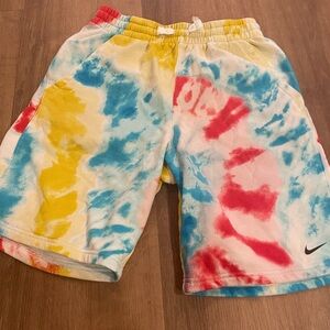 Nike tie dye sweats shorts kids xl